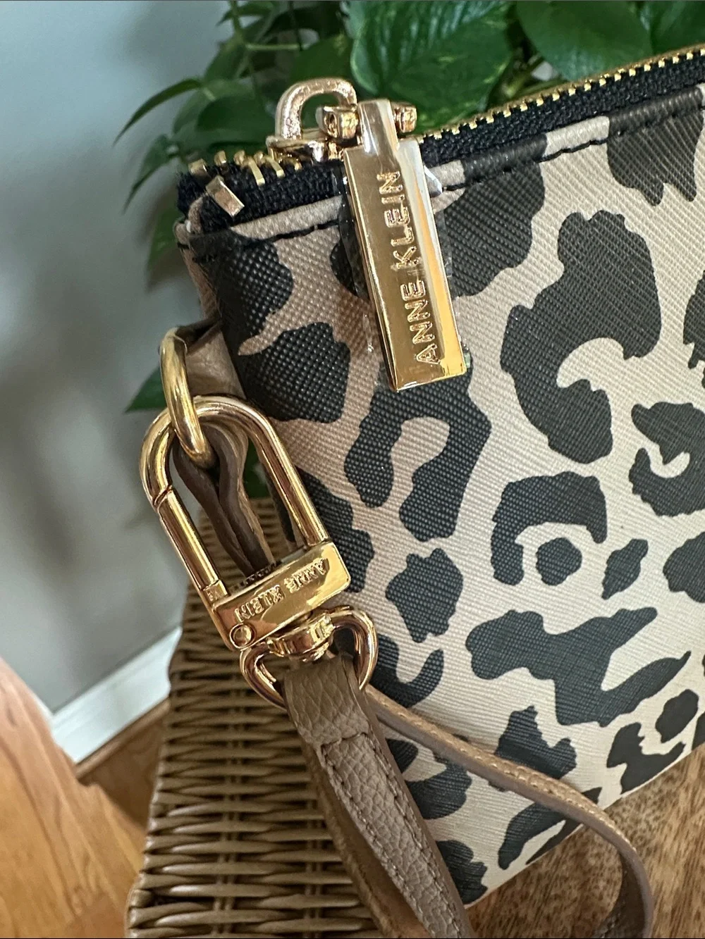 Anne Klein Leopard Print Wristlet Black and Tan with Gold Hardware NWOT